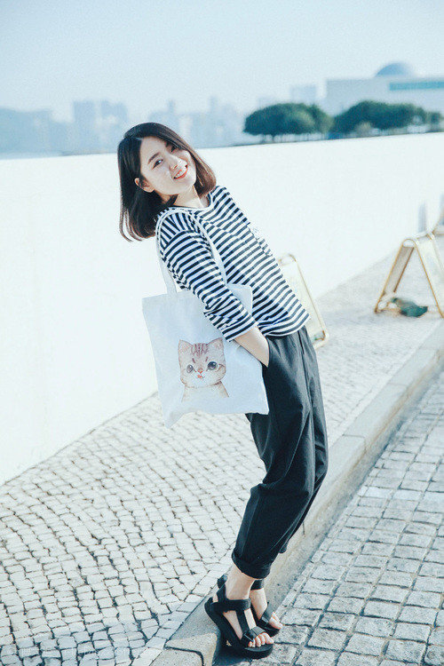 开云官方网站-国王更衣室氛围视频曝光暖胃，国王穿新衣