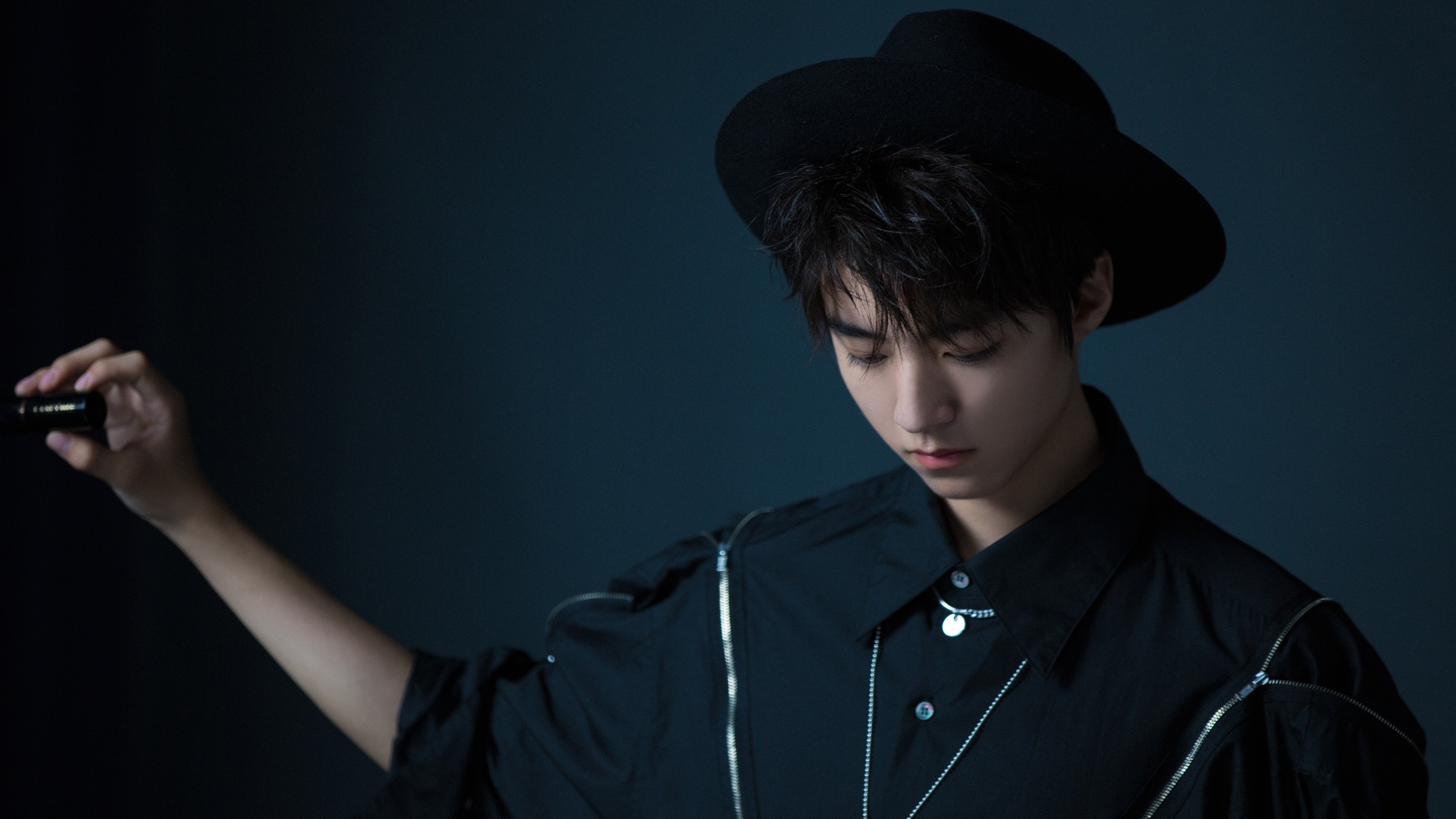 球迷助威声点燃比赛氛围，球迷助威口号