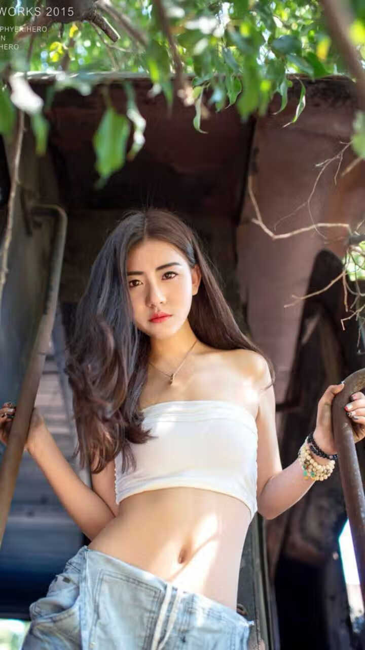 开云体育中国官网-足球运动员商业代言合作频繁，多元化发展，足球代言人